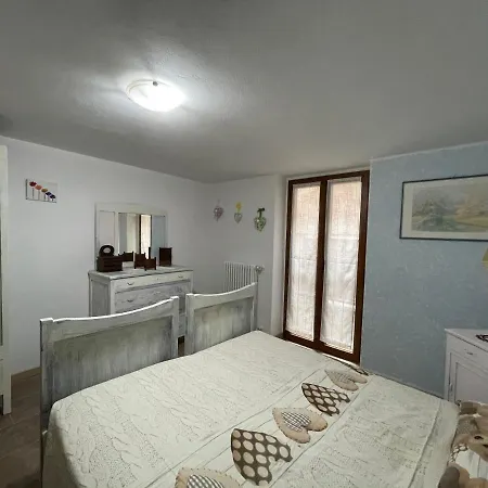 La Casa Di Pucci Nel Borgo Affrescato Di Parlasco Apartment *